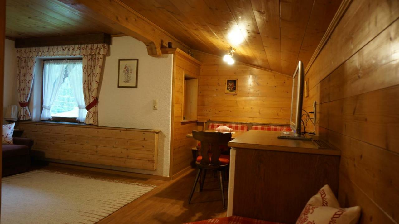 St. Hubertus Lägenhet Pettneu am Arlberg Exteriör bild